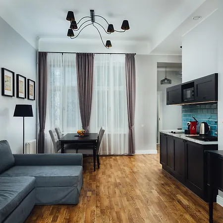Sherlock Art Apartmanhotel Riga