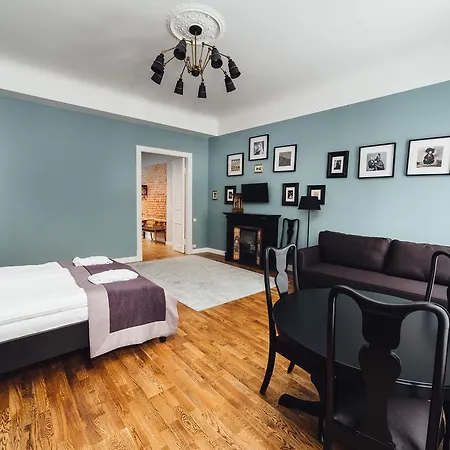 Sherlock Art 3* Riga