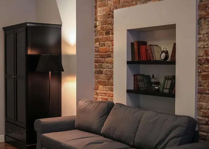 Sherlock Art Aparthotel