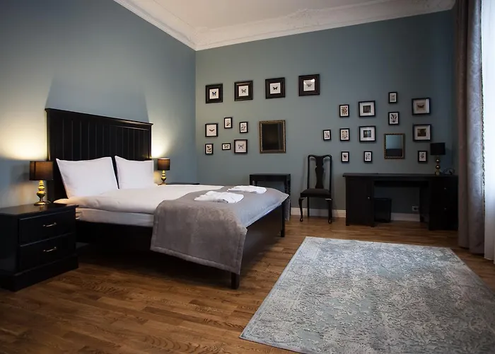 Sherlock Art Aparthotel Riga