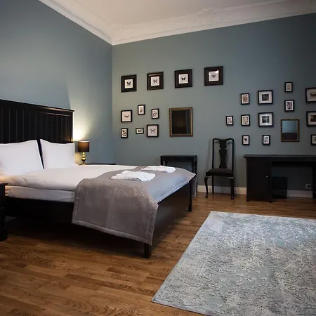 Sherlock Art Lejlighedshotel Riga