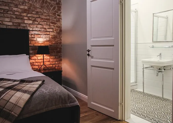 Sherlock Art Apart-hotel Riga