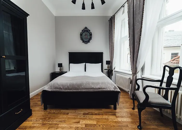 Sherlock Art 3* Riga